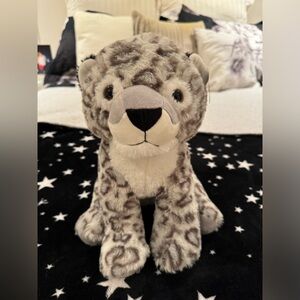 Snow leopard plush from the San Diego Zoo